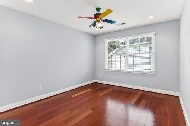 26089 WENDELL ST, Chantilly, VA 20152