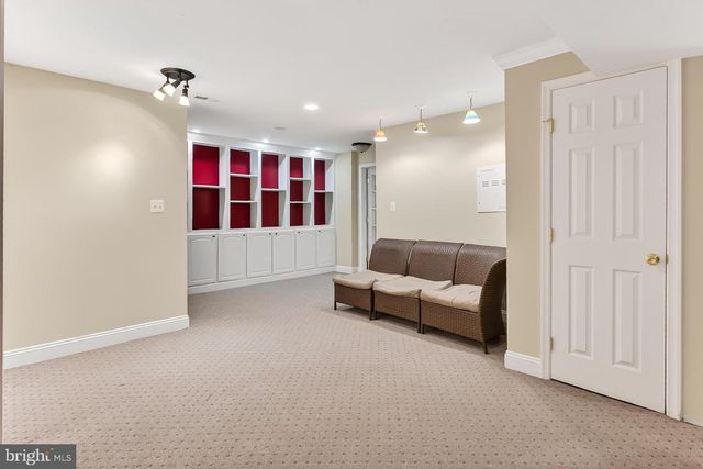 26089 WENDELL ST, Chantilly, VA 20152