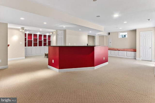 26089 WENDELL ST, Chantilly, VA 20152