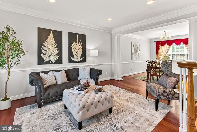 26089 WENDELL ST, Chantilly, VA 20152