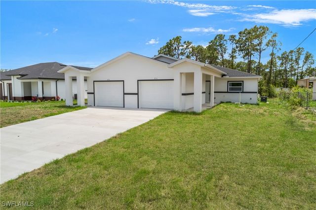 876 Apartment ST E, Lehigh Acres, FL 33974