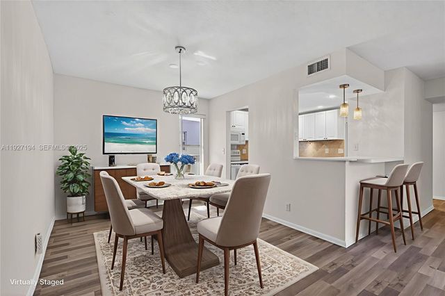 3100 Riverside Dr 305, Coral Springs, FL 33065