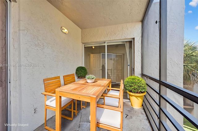 3100 Riverside Dr 305, Coral Springs, FL 33065