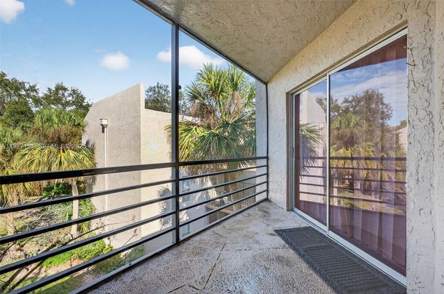 3100 Riverside Dr 305, Coral Springs, FL 33065