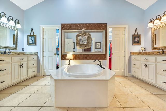 114 Augusta National, Anderson, SC 29621