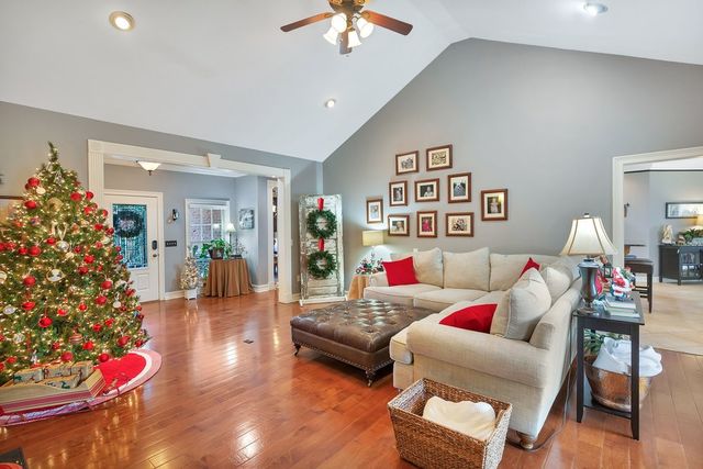 114 Augusta National, Anderson, SC 29621