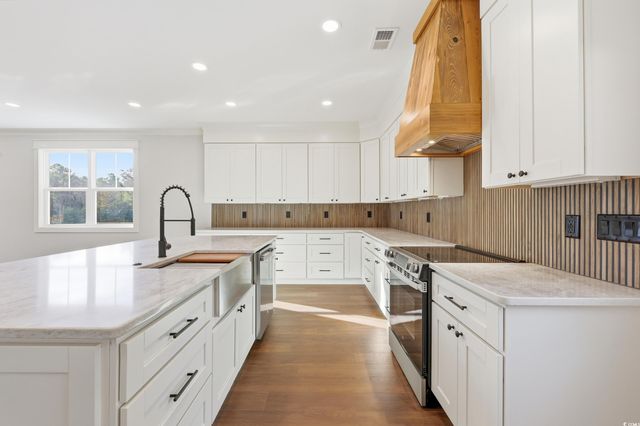 813 Commanders Island Rd., Georgetown, SC 29440