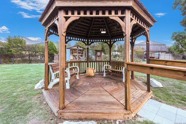 4210 Loring Park, Converse, TX 78109