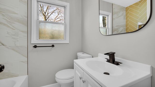 6139 Marshall Avenue, Hammond, IN 46323