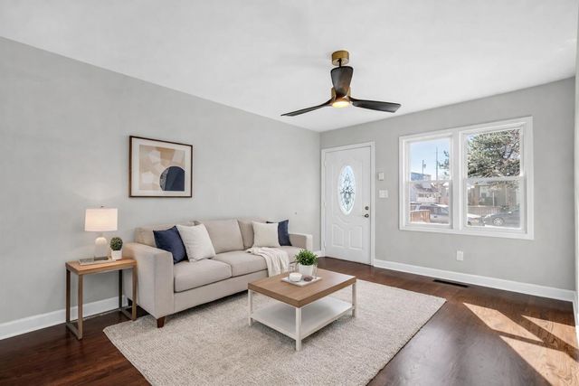 6139 Marshall Avenue, Hammond, IN 46323