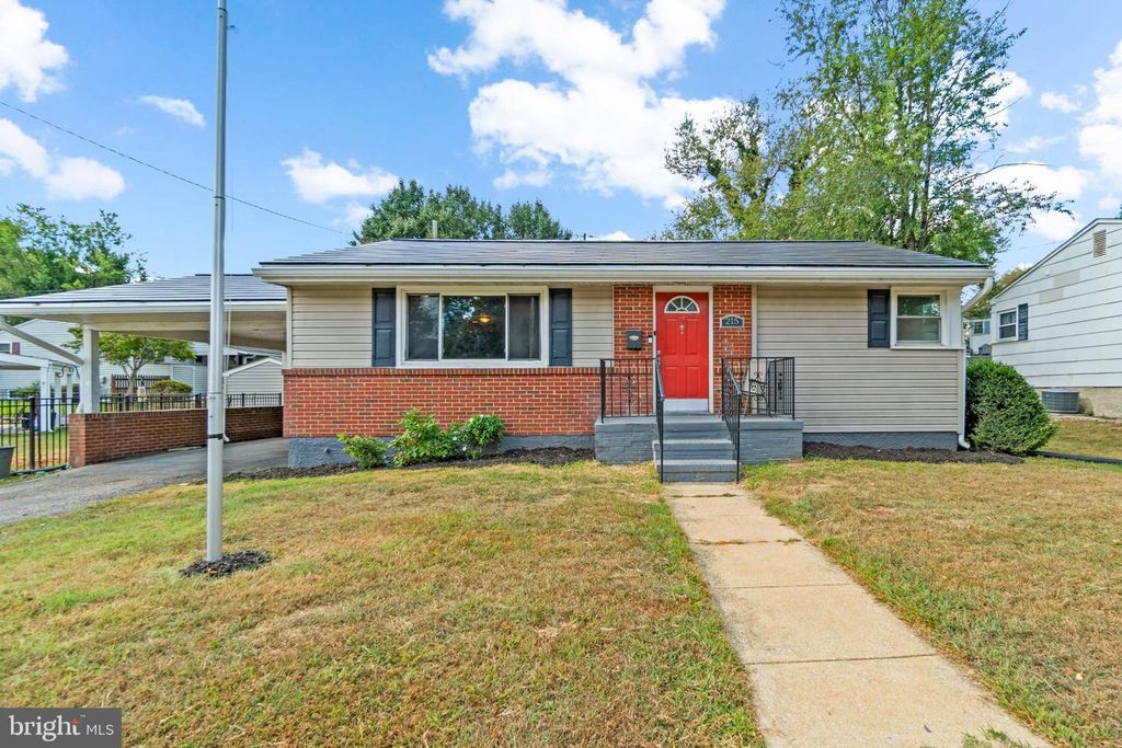 215 CHEDDINGTON RD, Linthicum Heights, MD 21090
