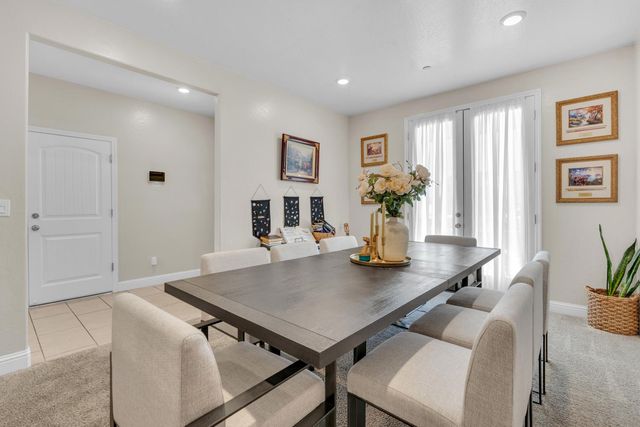 5955 E Belgravia Avenue, Fresno, CA 93727