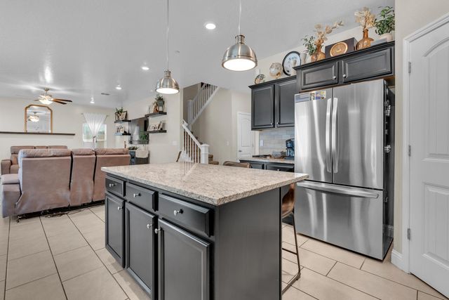5955 E Belgravia Avenue, Fresno, CA 93727