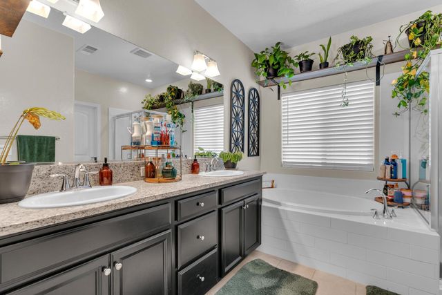 5955 E Belgravia Avenue, Fresno, CA 93727