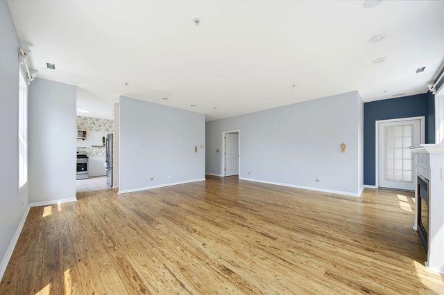 1228 Depot Street 2-D, Glenview, IL 60025