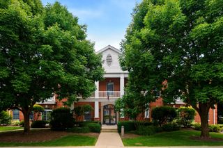 1228 Depot Street 2-D, Glenview, IL 60025