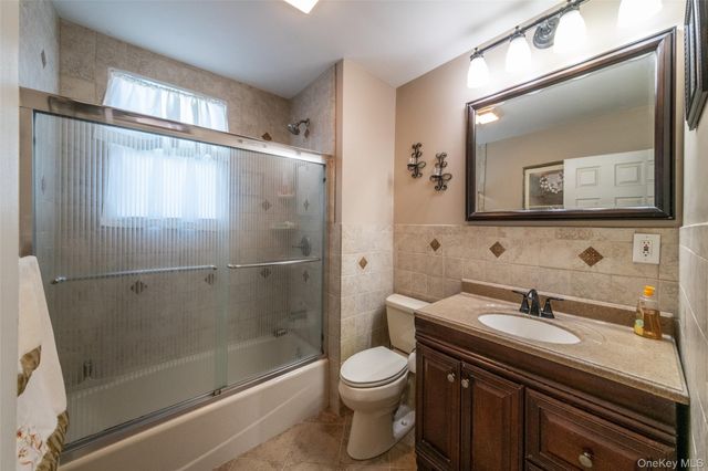 91 Winters Street, Bronx, NY 10464