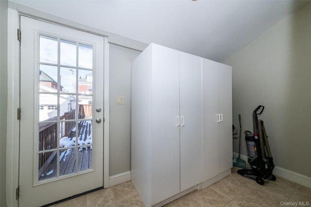 91 Winters Street, Bronx, NY 10464