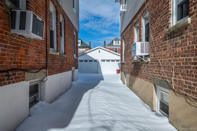 91 Winters Street, Bronx, NY 10464