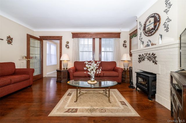 91 Winters Street, Bronx, NY 10464