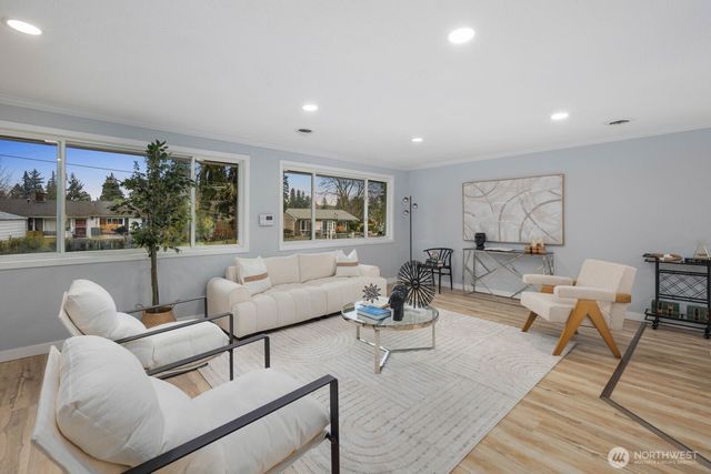 505 SW 305th Place, Federal Way, WA 98023