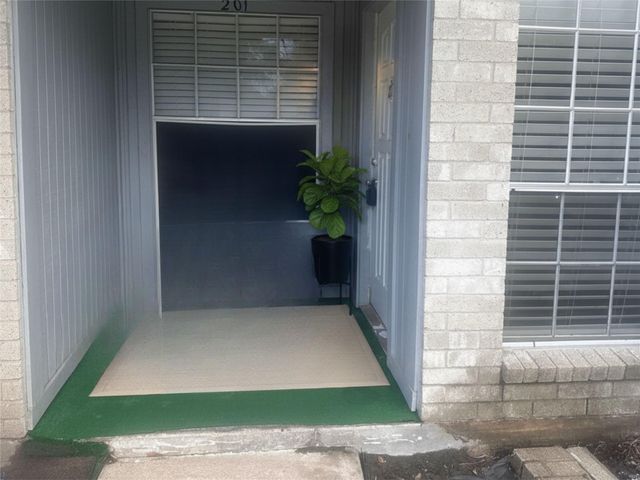 6500 Sands Point Drive 201, Houston, TX 77074