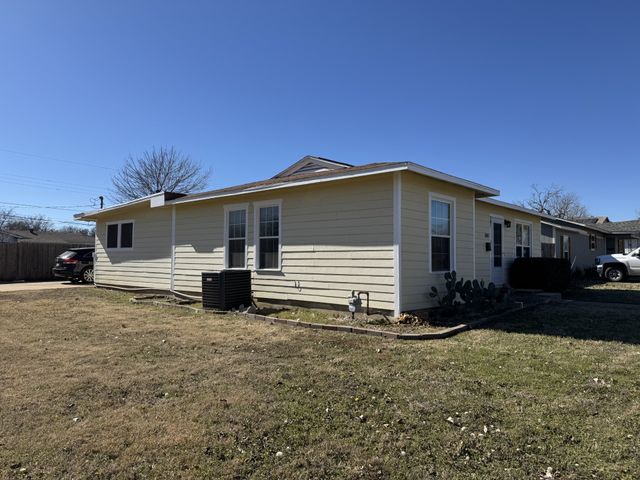 701 Skelly Street, Crowley, TX 76036