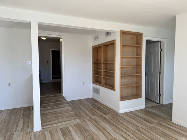 701 Skelly Street, Crowley, TX 76036