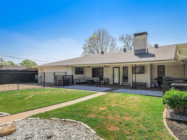 2613 Brookhaven Drive, Denison, TX 75020