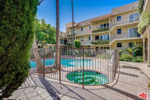 11670 W Sunset Boulevard 104, Los Angeles, CA 90049