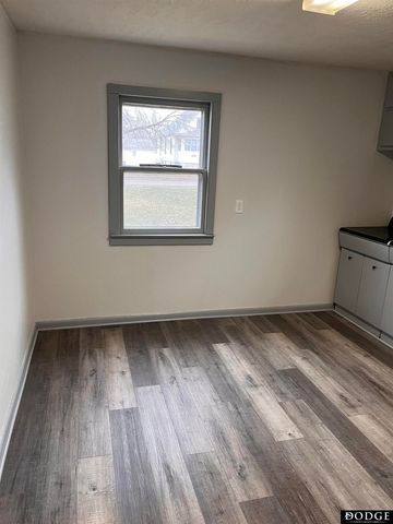 1435 E Cuming Street, Fremont, NE 68025