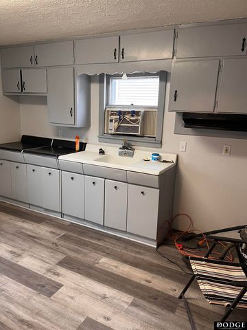 1435 E Cuming Street, Fremont, NE 68025