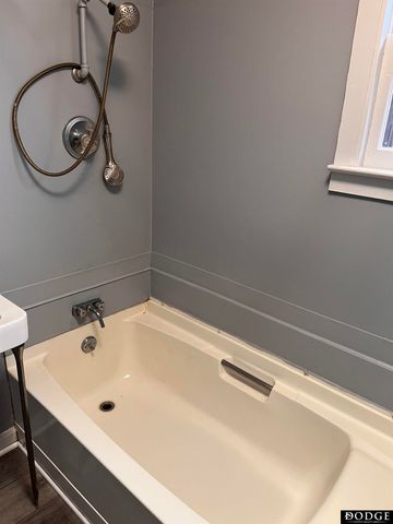 1435 E Cuming Street, Fremont, NE 68025