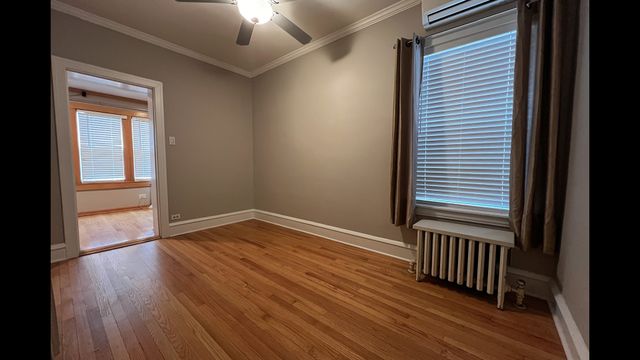 5536 N Mango Avenue, Chicago, IL 60630