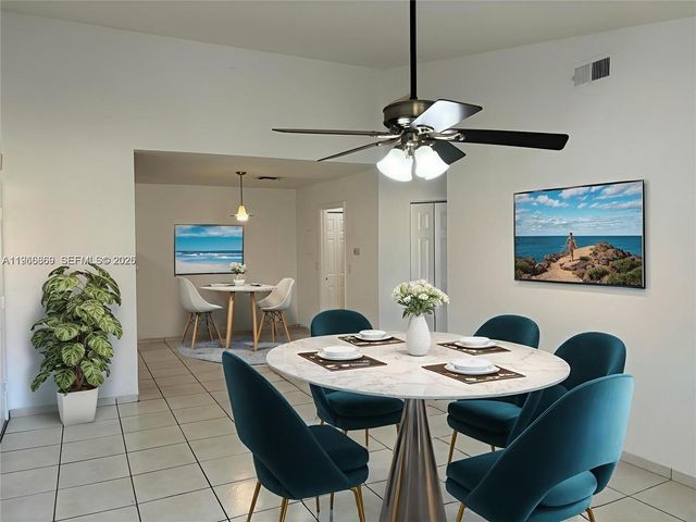 18328 NW 68th Ave H, Hialeah, FL 33015