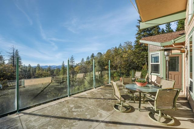 17833 Country Cir, Nevada City, CA 95959