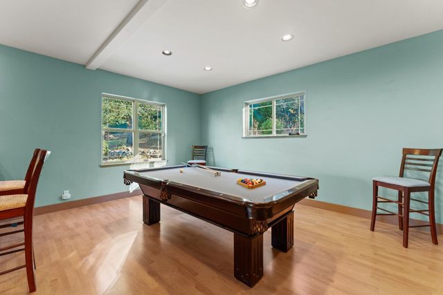 17833 Country Cir, Nevada City, CA 95959