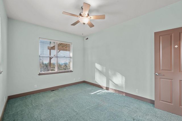 17833 Country Cir, Nevada City, CA 95959