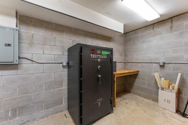 17833 Country Cir, Nevada City, CA 95959