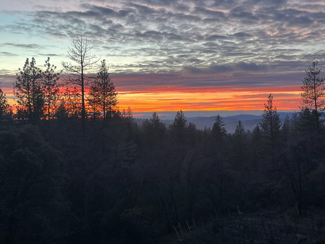 17833 Country Cir, Nevada City, CA 95959