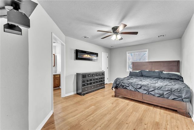 12369 E Sugar Hill Road, Lincoln, AR 72744