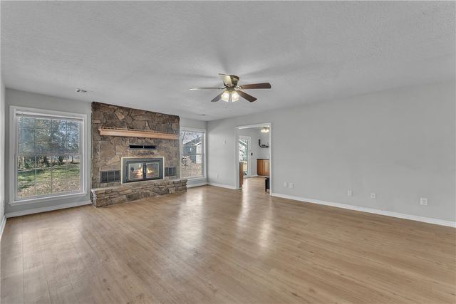 12369 E Sugar Hill Road, Lincoln, AR 72744