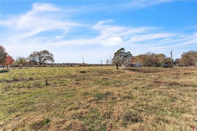 12369 E Sugar Hill Road, Lincoln, AR 72744