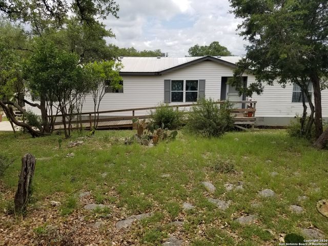 182 laurel ridge, Lakehills, TX 78063