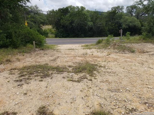 182 laurel ridge, Lakehills, TX 78063