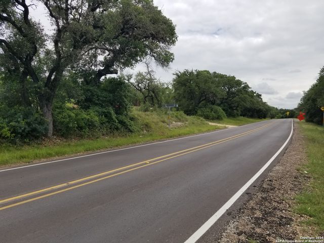 182 laurel ridge, Lakehills, TX 78063