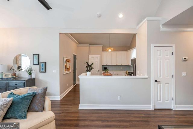 704 Gardenside Circle SE, Marietta, GA 30067