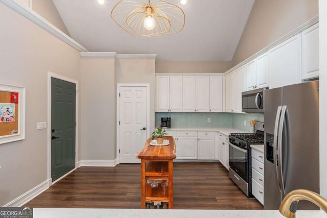 704 Gardenside Circle SE, Marietta, GA 30067