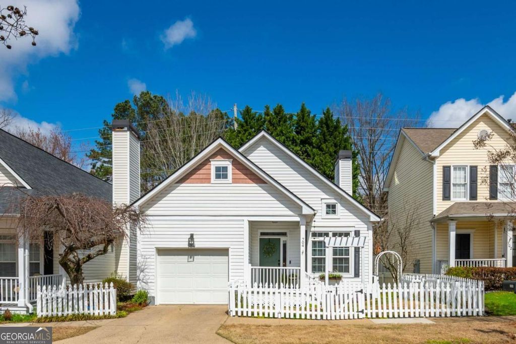 704 Gardenside Circle SE, Marietta, GA 30067