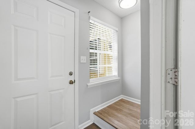 8529 Castle Pine Court, Charlotte, NC 28226